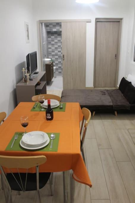 شقة Ranias'S House 2 بيرايوس المظهر الخارجي الصورة
